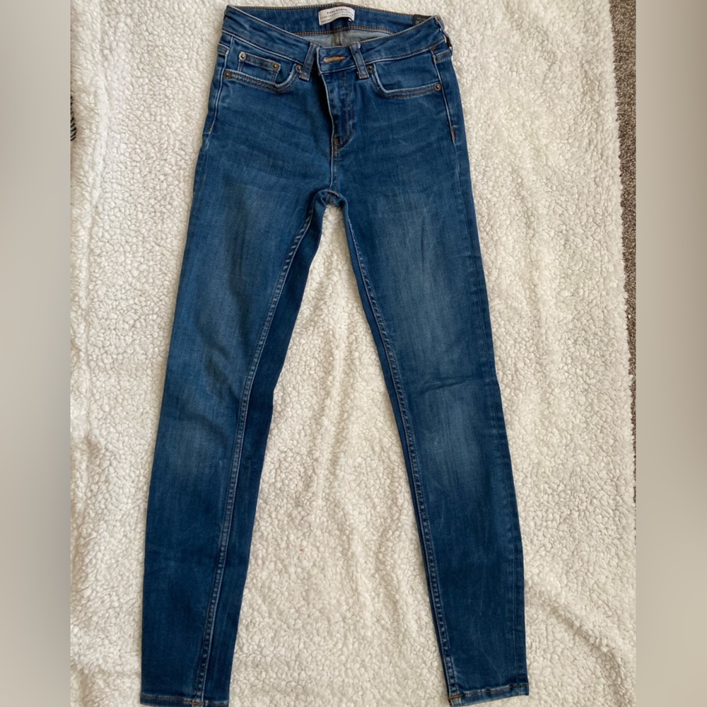 ZARA skinny denim jeans. Mid rise. SIZE: Eur34 USA2 Mex24